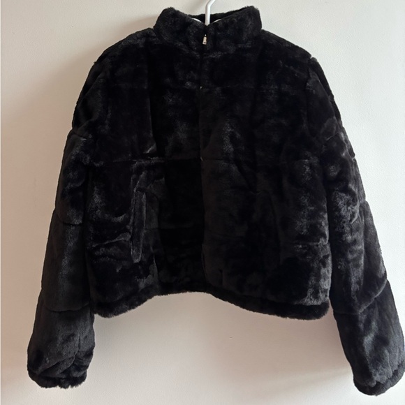 NWT Urban Planet Black Faux Fur Puffer Jacket - Picture 4 of 6